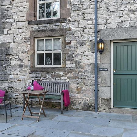 Church Farm Holiday Cottages - Pinster Cottage Ashbourne  Bagian luar foto