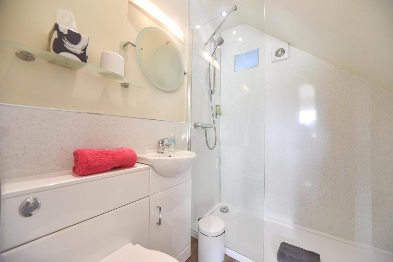 Church Farm Holiday Cottages - Pinster Cottage Ashbourne  Bagian luar foto
