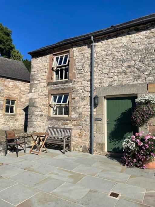 Church Farm Holiday Cottages - Pinster Cottage Ashbourne  Bagian luar foto